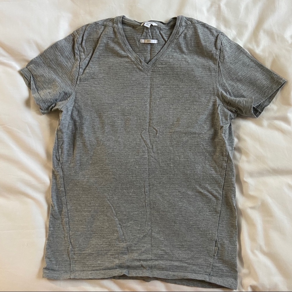 Men’s Slim Fit V Neck Shirt